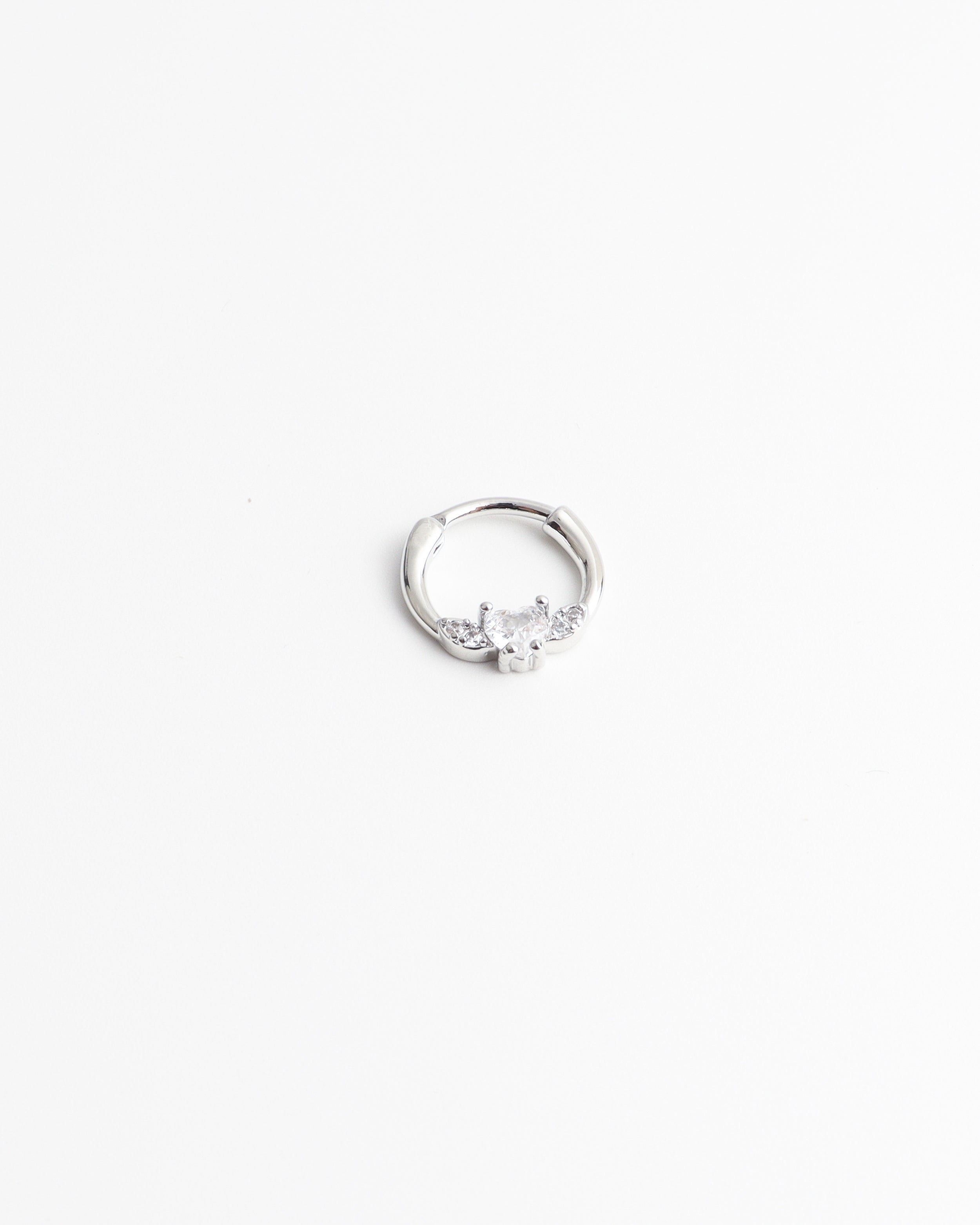 Indira - Piercing – Titanio