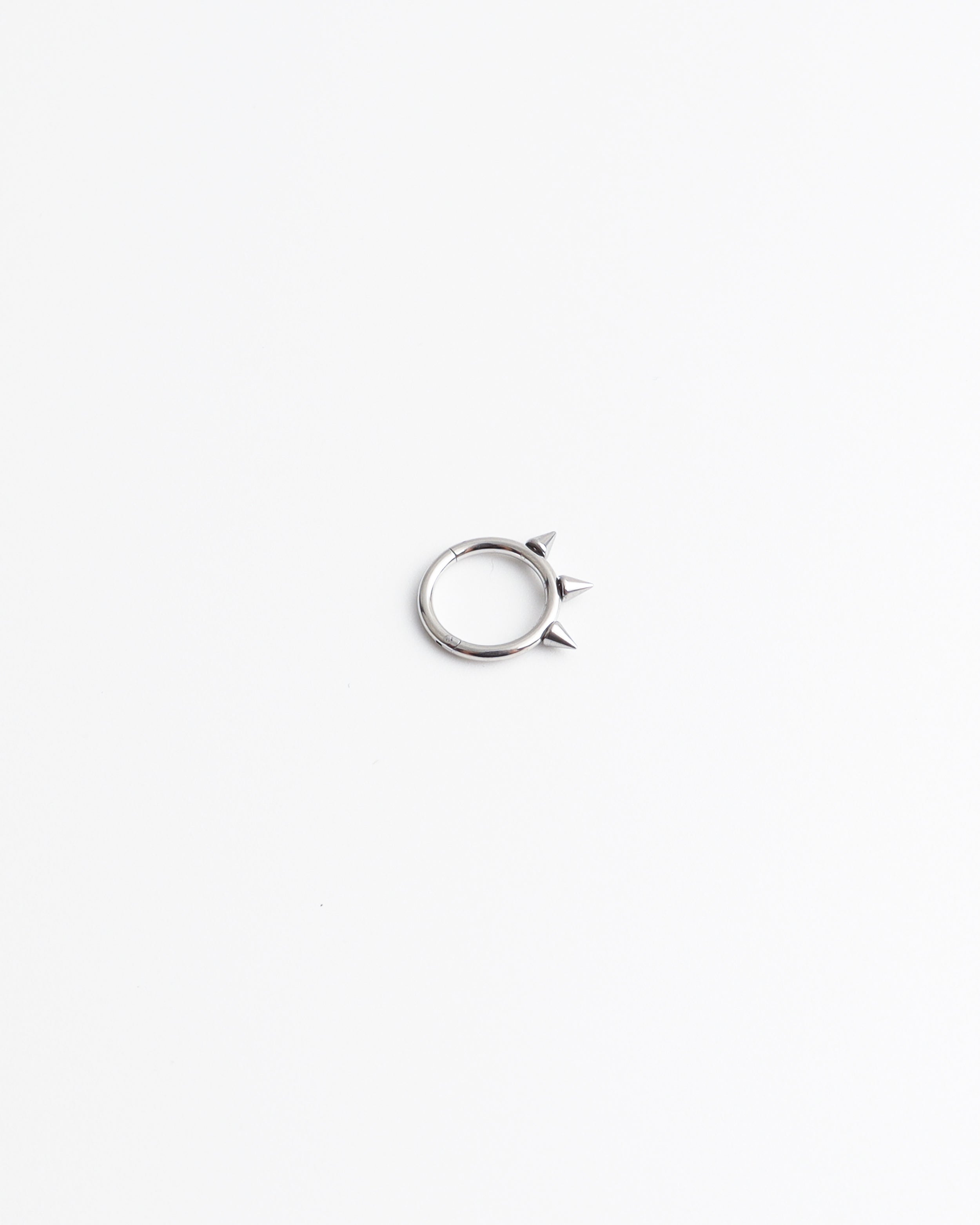 Liora - Piercing – Titanio