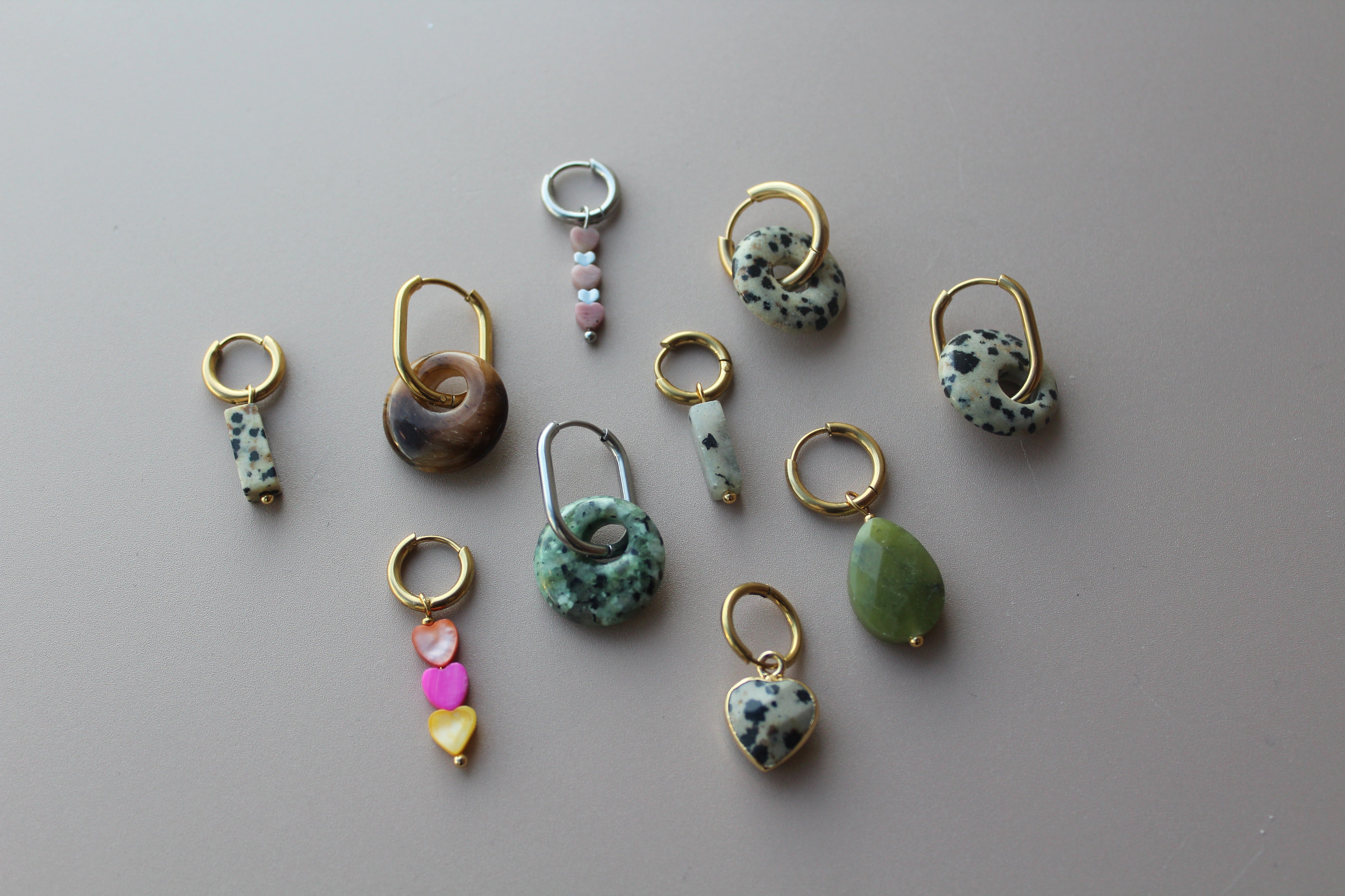 Natuursteen oorbellen