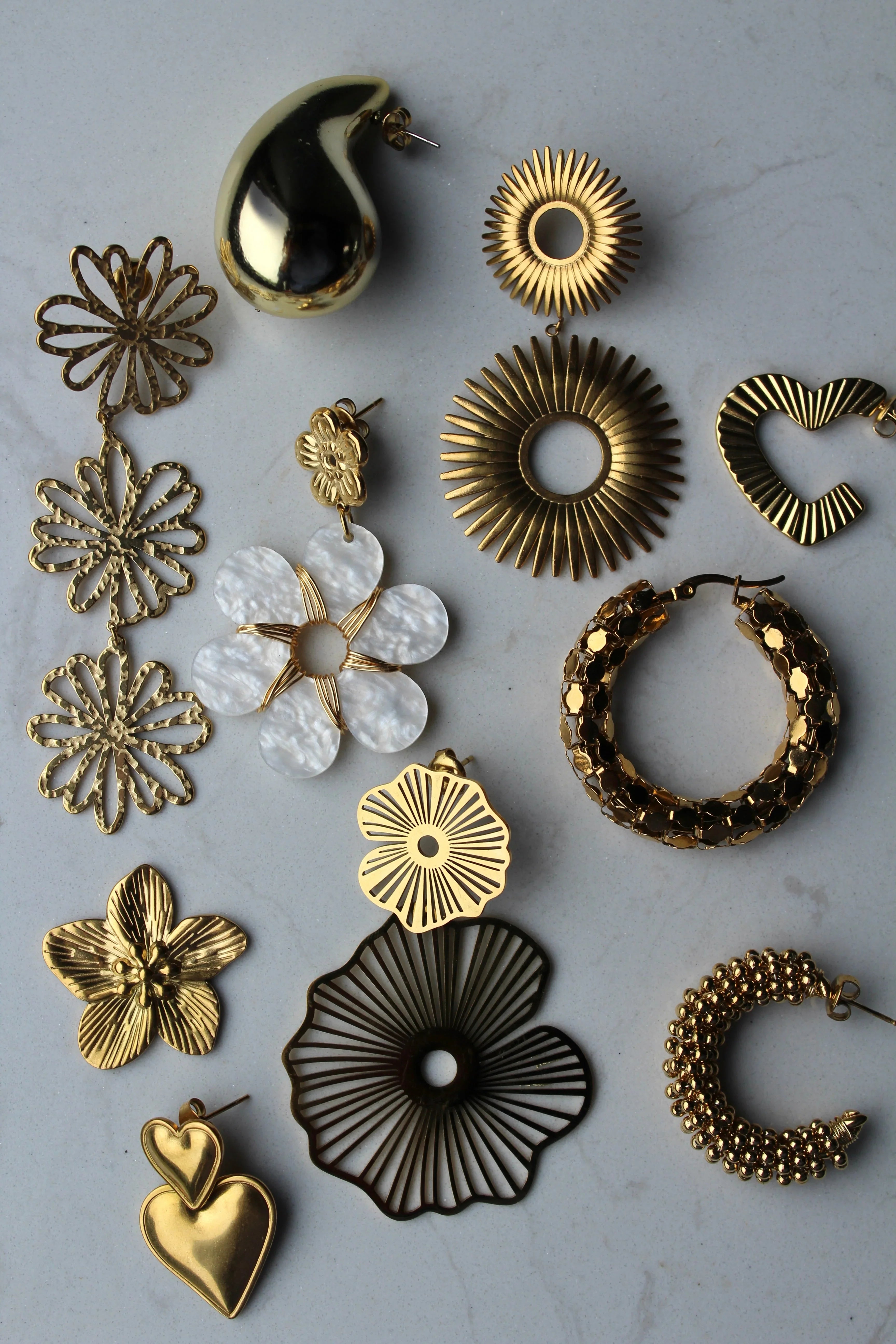 Goudkleurige statement oorbellen 